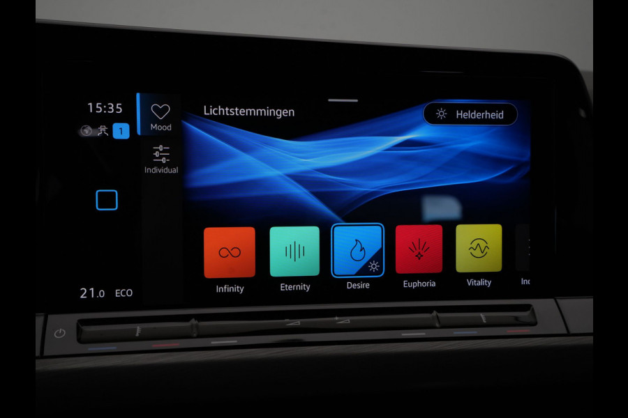 Volkswagen Golf 1.4 eHybrid 204pk Style Navigatie Pdc Massage Acc 54