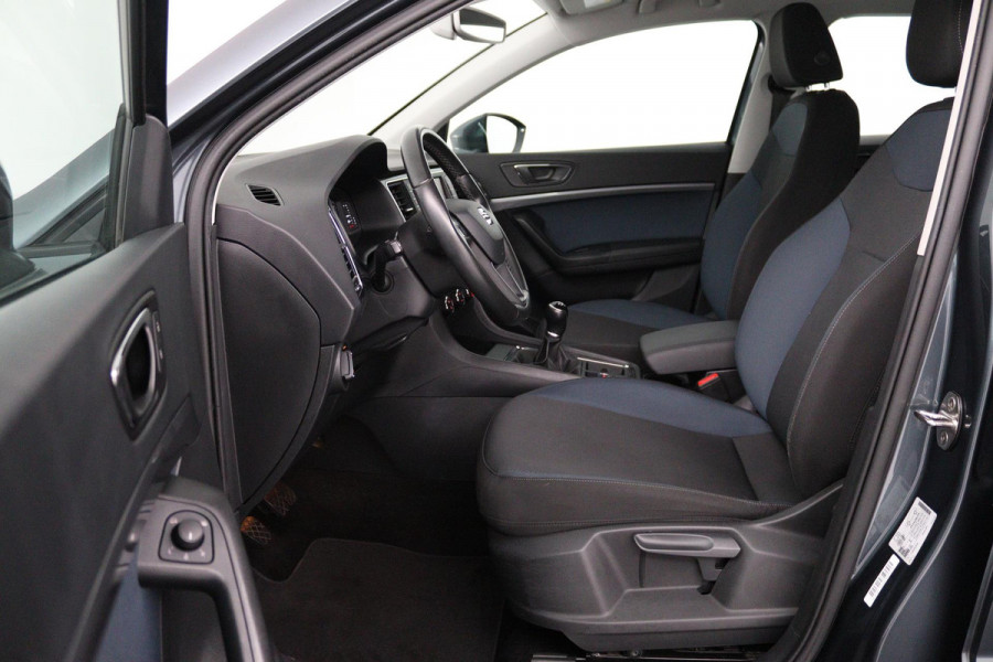 Seat Ateca 1.0 EcoTSI Sport (VIRTUAL COCKPIT, PARKEERSENSOREN, CRUISE CONTROL, NAVIGATIE, CARPLAY)