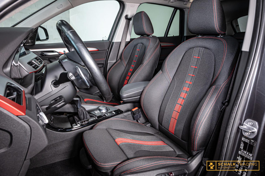 BMW X1 SDrive20i Executive|Cam|Pano|E-stoel|Acc|H&K|Stoelver