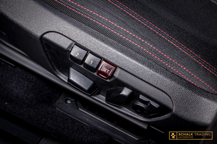 BMW X1 SDrive20i Executive|Cam|Pano|E-stoel|Acc|H&K|Stoelver