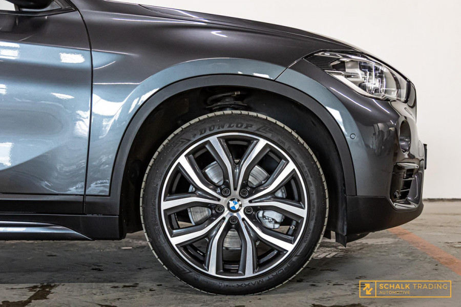 BMW X1 SDrive20i Executive|Cam|Pano|E-stoel|Acc|H&K|Stoelver