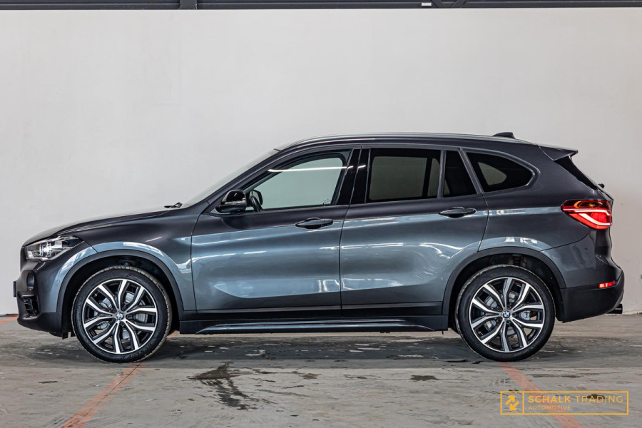 BMW X1 SDrive20i Executive|Cam|Pano|E-stoel|Acc|H&K|Stoelver