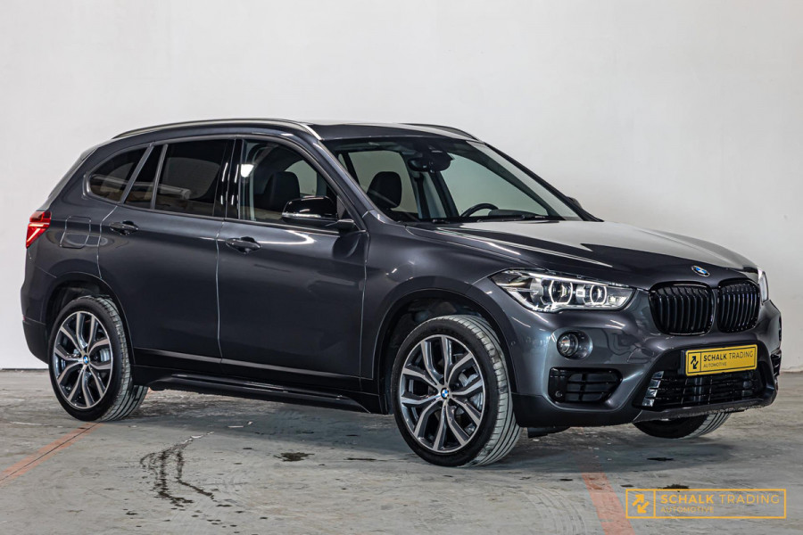 BMW X1 SDrive20i Executive|Cam|Pano|E-stoel|Acc|H&K|Stoelver