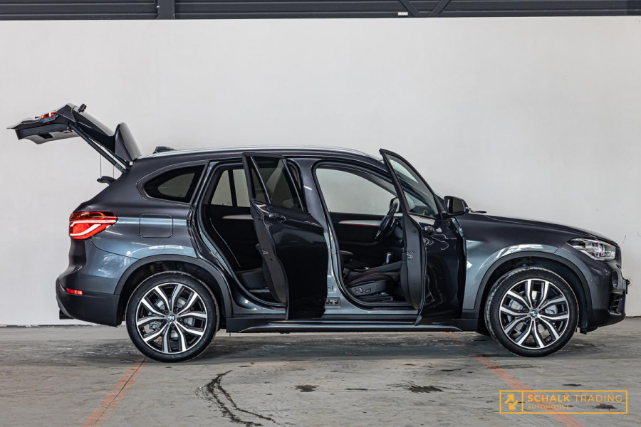 BMW X1 SDrive20i Executive|Cam|Pano|E-stoel|Acc|H&K|Stoelver
