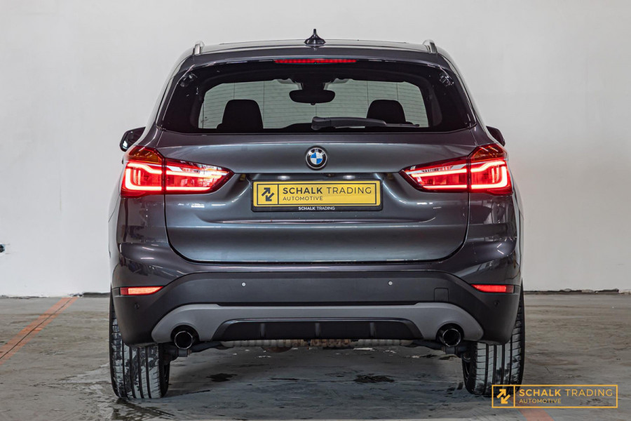 BMW X1 SDrive20i Executive|Cam|Pano|E-stoel|Acc|H&K|Stoelver