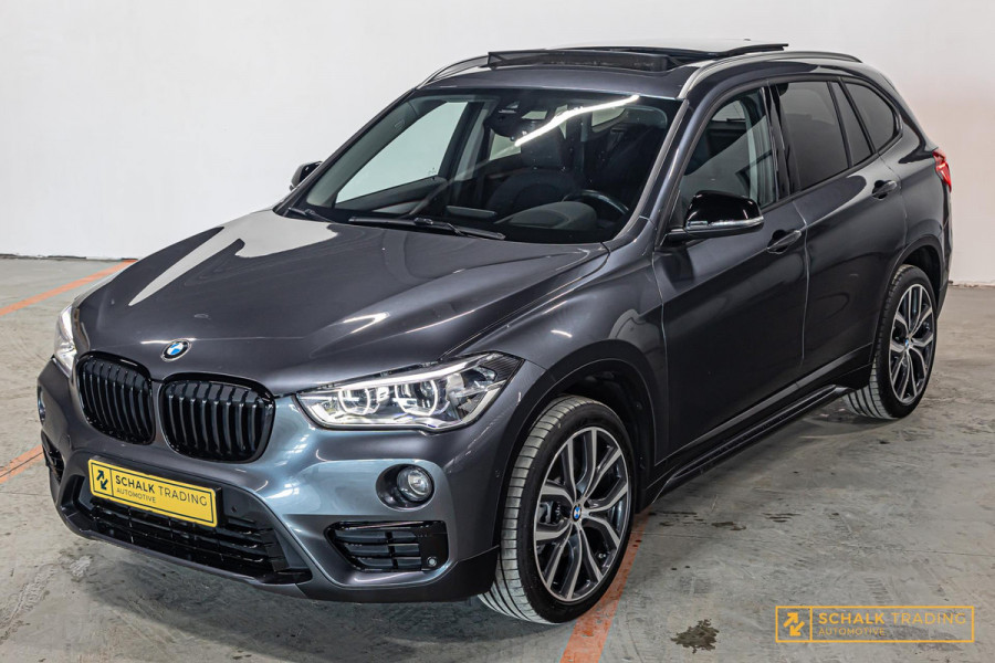 BMW X1 SDrive20i Executive|Cam|Pano|E-stoel|Acc|H&K|Stoelver