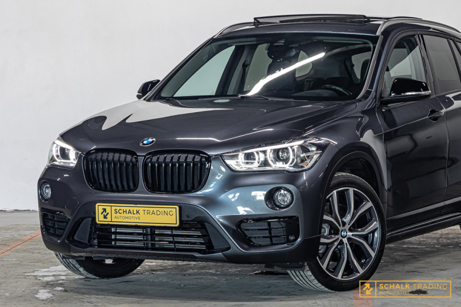 BMW X1 SDrive20i Executive|Cam|Pano|E-stoel|Acc|H&K|Stoelver