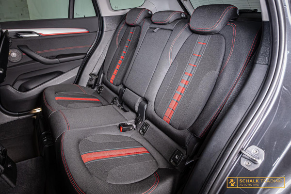BMW X1 SDrive20i Executive|Cam|Pano|E-stoel|Acc|H&K|Stoelver