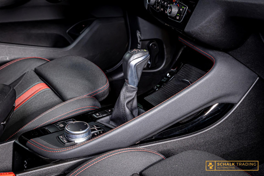 BMW X1 SDrive20i Executive|Cam|Pano|E-stoel|Acc|H&K|Stoelver