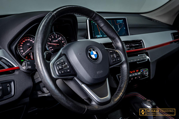 BMW X1 SDrive20i Executive|Cam|Pano|E-stoel|Acc|H&K|Stoelver