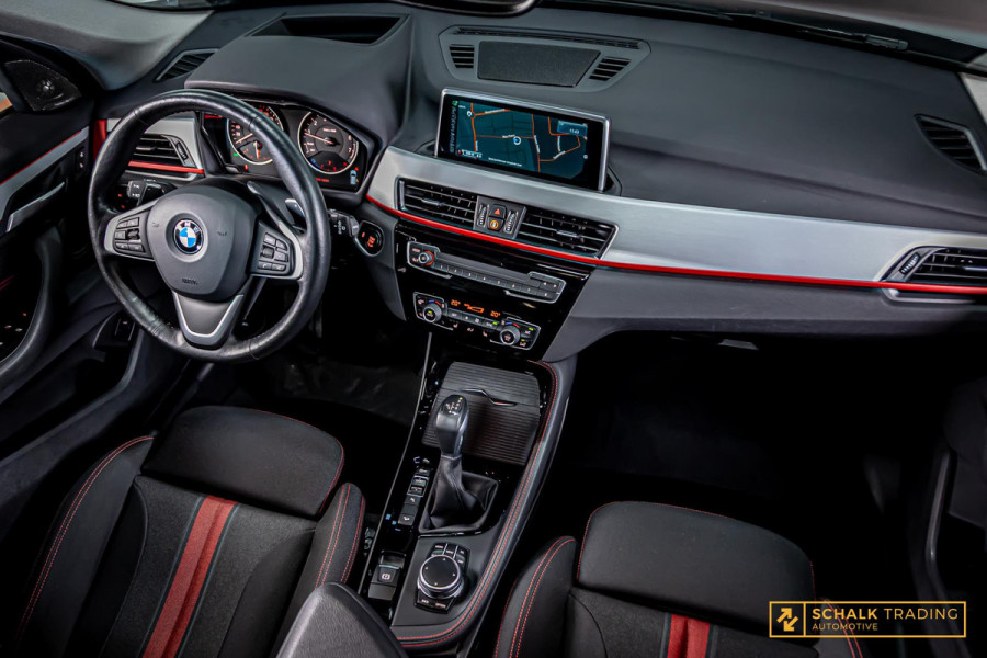 BMW X1 SDrive20i Executive|Cam|Pano|E-stoel|Acc|H&K|Stoelver