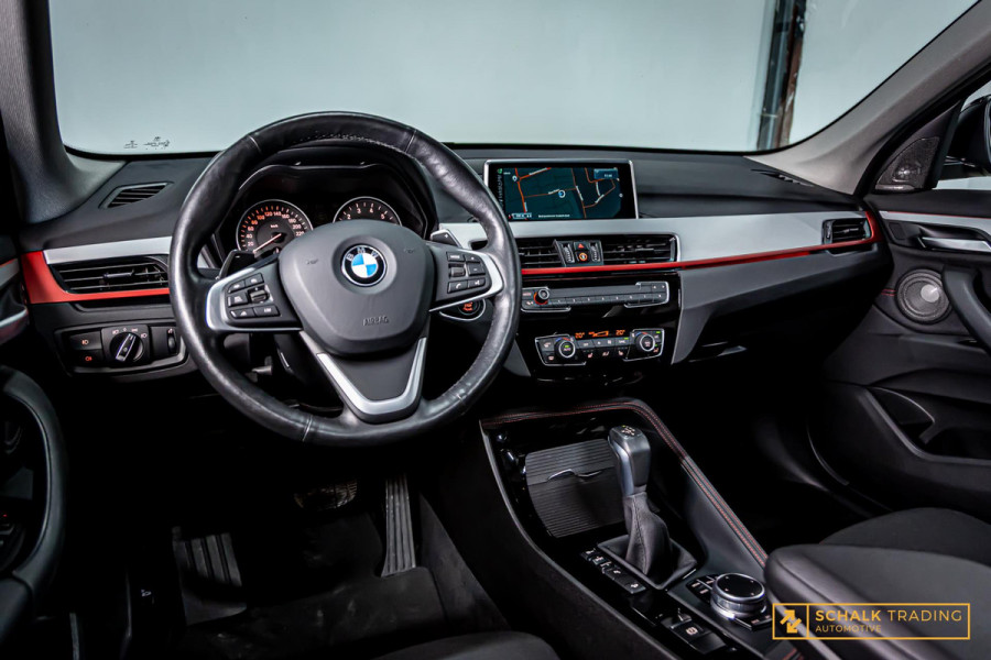 BMW X1 SDrive20i Executive|Cam|Pano|E-stoel|Acc|H&K|Stoelver