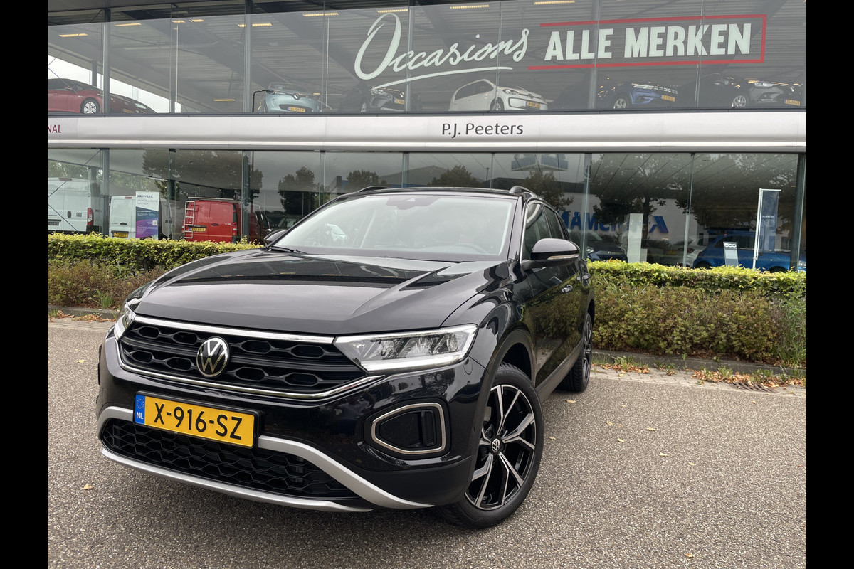Volkswagen T-Roc 1.0 TSI Life Business Airco - cruise control -  parkeersensoren voor en achter - Navigatie -  Dakrails - Lederen stuurwiel