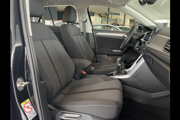 Volkswagen T-Roc 1.0 TSI Life Business Airco - cruise control -  parkeersensoren voor en achter - Navigatie -  Dakrails - Lederen stuurwiel