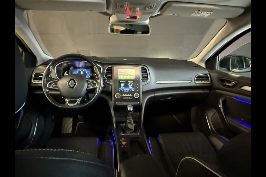 Renault MEGANE Estate 1.2 TCe Bose | Panoramadak | Head UP | Pure Vison LED | Keyless