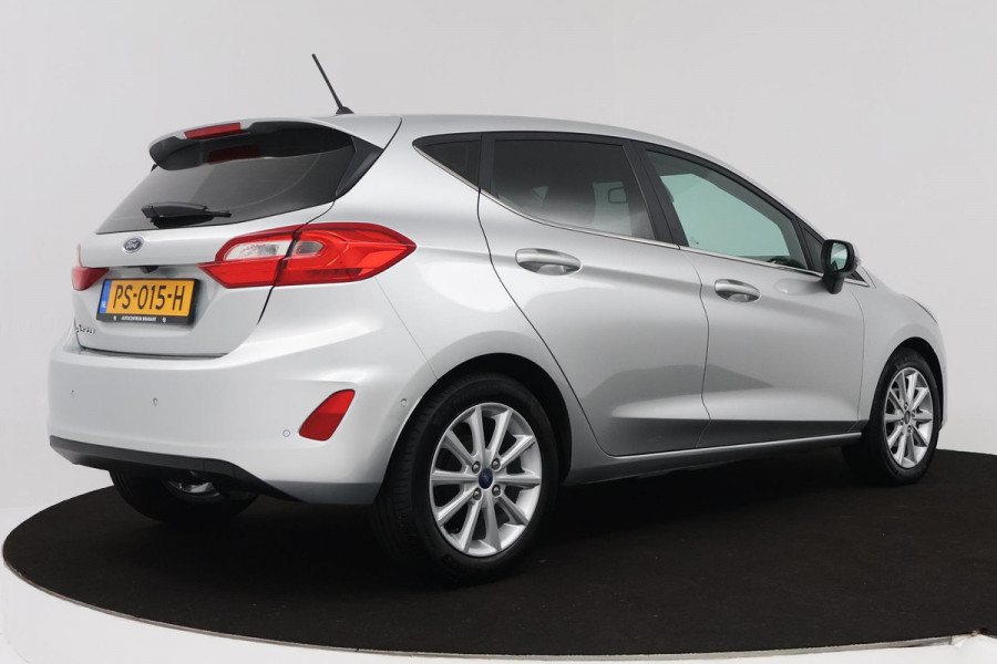 Ford Fiesta 1.0 EcoBoost Titanium Business (NAVIGATIE, PARKEERSENSOREN, ACHTERUITRIJCAMERA, CRUISE ADAPTIEF, NL-AUTO)