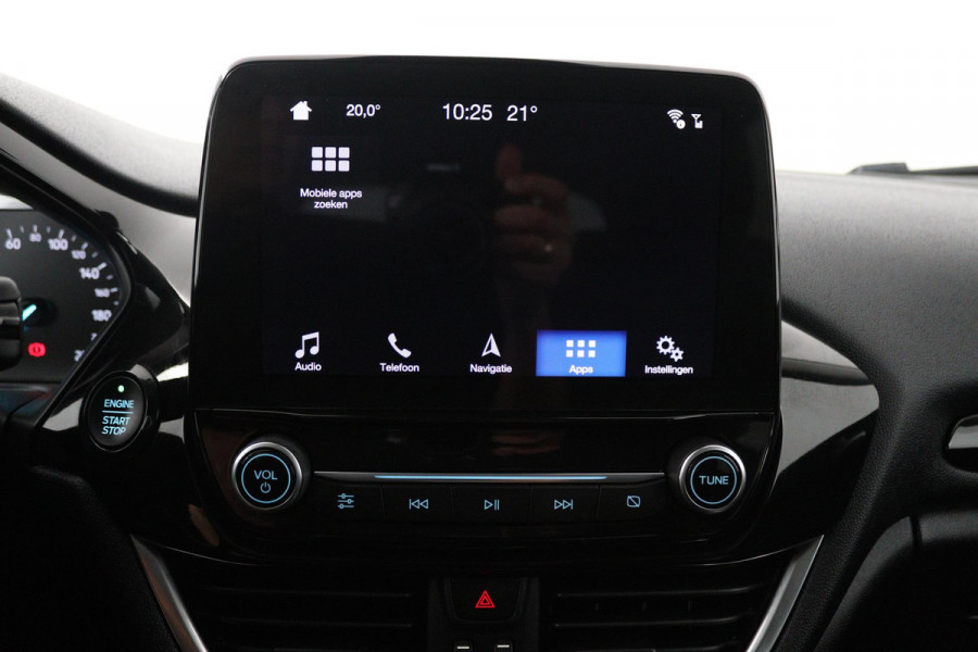 Ford Fiesta 1.0 EcoBoost Titanium Business (NAVIGATIE, PARKEERSENSOREN, ACHTERUITRIJCAMERA, CRUISE ADAPTIEF, NL-AUTO)