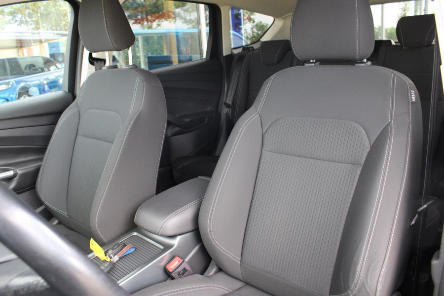 Ford Kuga 1.5 EcoBoost Trend Ultimate | Trekhaak 1800KG | Stoelverwarming | Climate Control | Navigatie | Cruise Control |