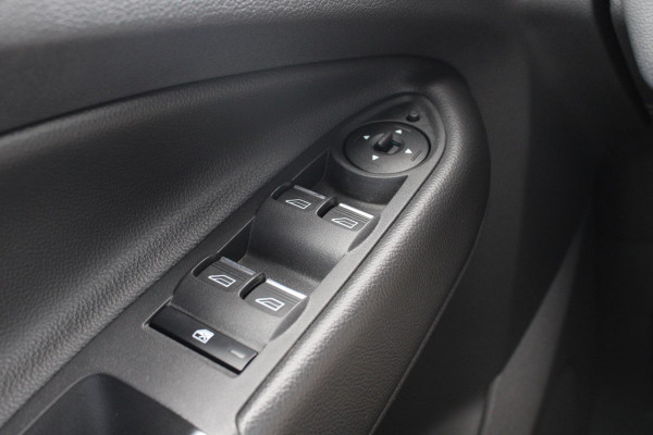 Ford Kuga 1.5 EcoBoost Trend Ultimate | Trekhaak 1800KG | Stoelverwarming | Climate Control | Navigatie | Cruise Control |