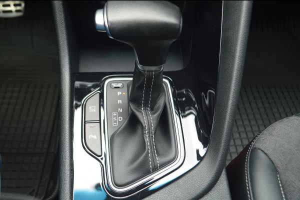 Kia Niro 1.6 GDi Hybrid DynamicPlusLine | Stoel- en stuurverwarming |Navigatie | Trekhaak