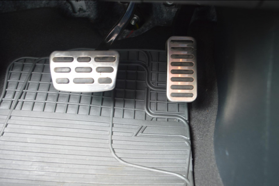 Kia Niro 1.6 GDi Hybrid DynamicPlusLine | Stoel- en stuurverwarming |Navigatie | Trekhaak