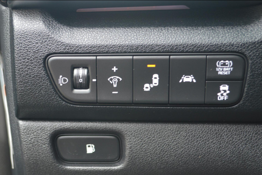 Kia Niro 1.6 GDi Hybrid DynamicPlusLine | Stoel- en stuurverwarming |Navigatie | Trekhaak