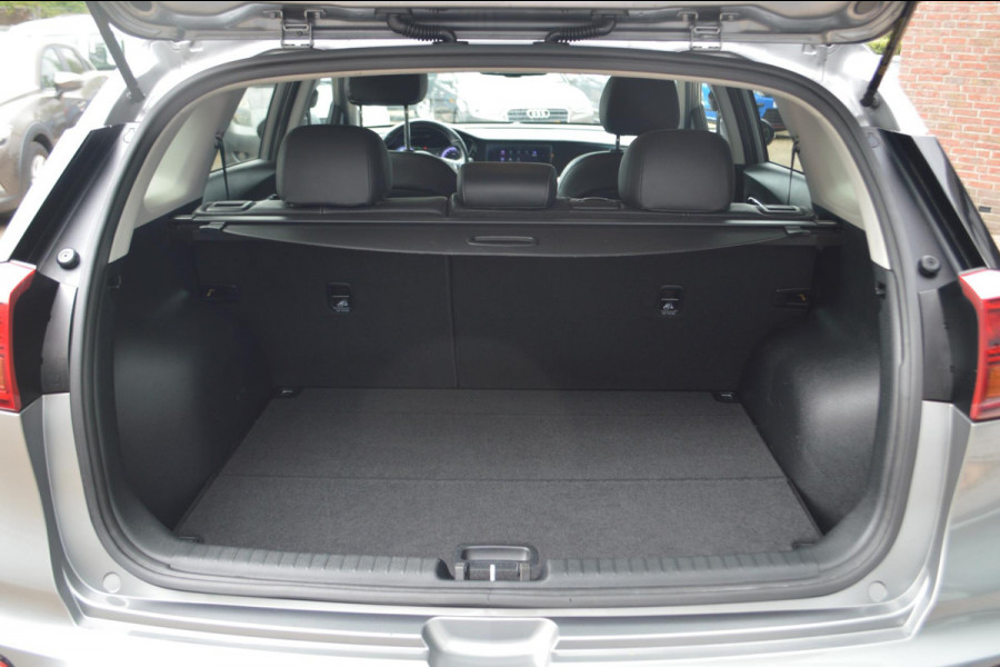 Kia Niro 1.6 GDi Hybrid DynamicPlusLine | Stoel- en stuurverwarming |Navigatie | Trekhaak