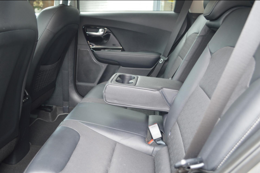 Kia Niro 1.6 GDi Hybrid DynamicPlusLine | Stoel- en stuurverwarming |Navigatie | Trekhaak
