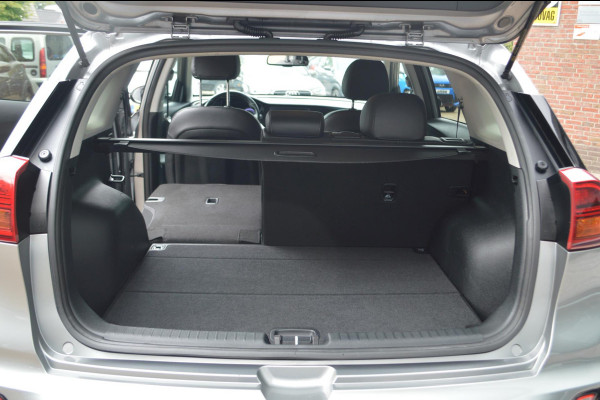 Kia Niro 1.6 GDi Hybrid DynamicPlusLine | Stoel- en stuurverwarming |Navigatie | Trekhaak