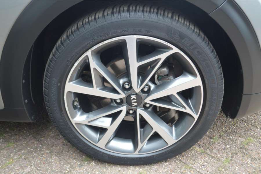 Kia Niro 1.6 GDi Hybrid DynamicPlusLine | Stoel- en stuurverwarming |Navigatie | Trekhaak