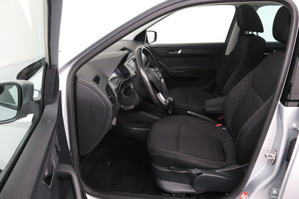 Škoda Fabia Combi 1.2 TSI Drive Automaat (PANORAMADAK, PARKEERSENSOREN, CRUISE CONTROL, CAMERA, CARPLAY, AUTOMAAT)