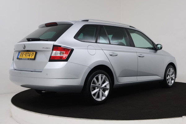 Škoda Fabia Combi 1.2 TSI Drive Automaat (PANORAMADAK, PARKEERSENSOREN, CRUISE CONTROL, CAMERA, CARPLAY, AUTOMAAT)