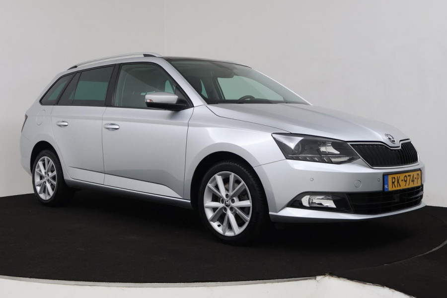 Škoda Fabia Combi 1.2 TSI Drive Automaat (PANORAMADAK, PARKEERSENSOREN, CRUISE CONTROL, CAMERA, CARPLAY, AUTOMAAT)