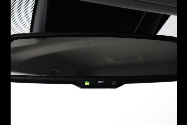 Toyota RAV4 2.5 Hybrid Dynamic Bi-Tone | 1e eigenaar | Apple Carplay & AndroidAUTO |