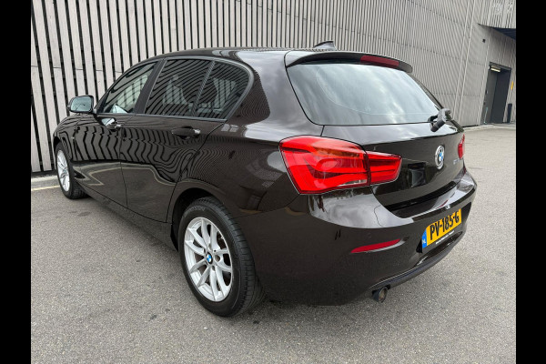 BMW 1-serie 116d SPORT - Automaat - apple carplay