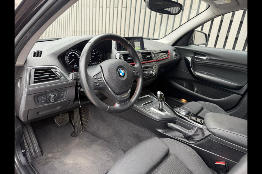 BMW 1-serie 116d SPORT - Automaat - apple carplay
