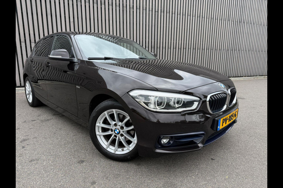 BMW 1-serie 116d SPORT - Automaat - apple carplay