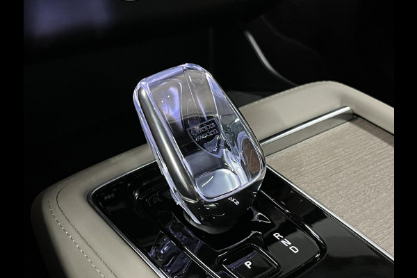 Volvo XC90 2.0 T8 Plug-in hybrid AWD Ultra Bright *Facelift* | Luchtvering | Open dak | Adapt. Cruise | Harman & Kardon | Google |