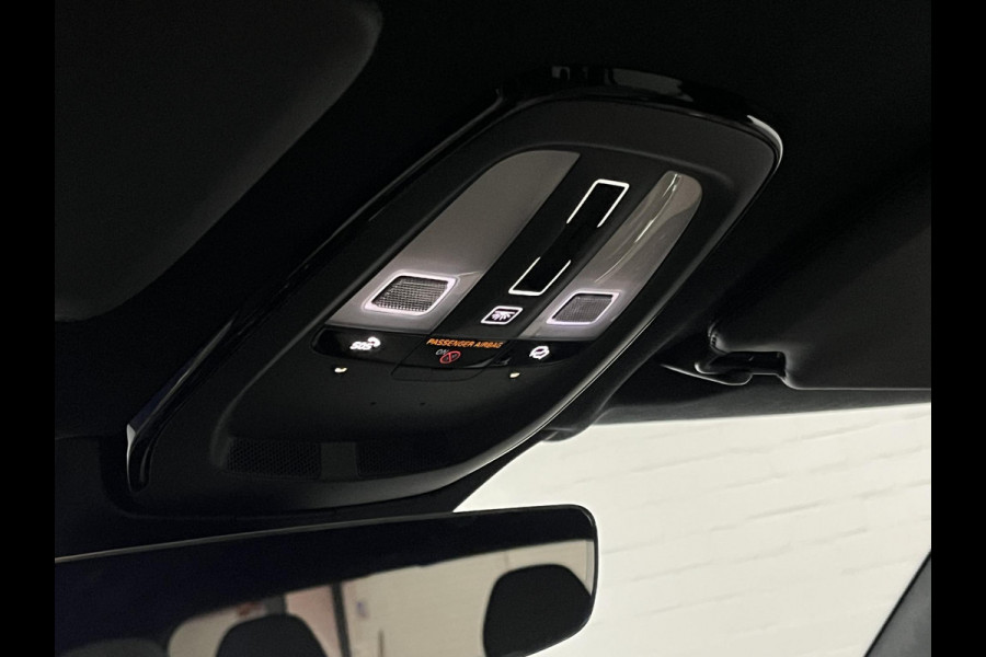 Volvo XC90 2.0 T8 Plug-in hybrid AWD Ultra Bright *Facelift* | Luchtvering | Open dak | Adapt. Cruise | Harman & Kardon | Google |