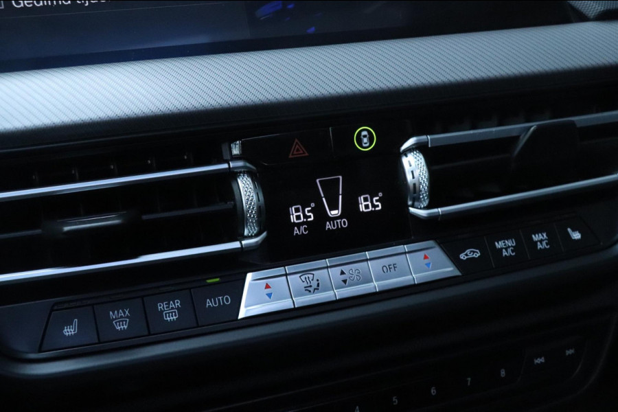 BMW 1-serie 118i High Executive | M-Pakket - Pano - VOL!