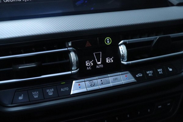 BMW 1-serie 118i High Executive | M-Pakket - Pano - VOL!