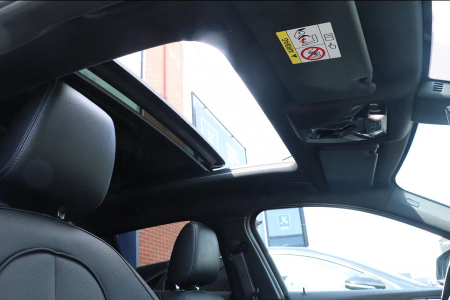 BMW 1-serie 118i High Executive | M-Pakket - Pano - VOL!