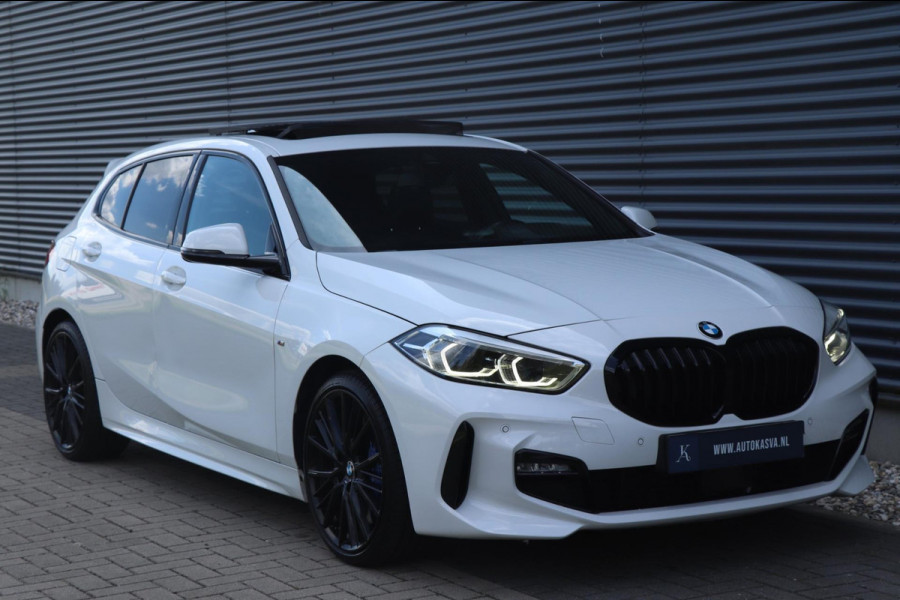BMW 1-serie 118i High Executive | M-Pakket - Pano - VOL!