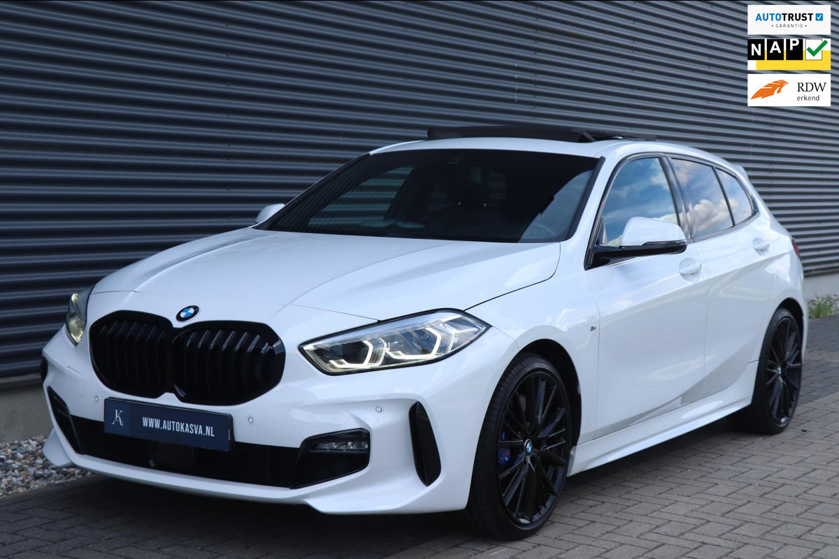 BMW 1-serie 118i High Executive | M-Pakket - Pano - VOL!