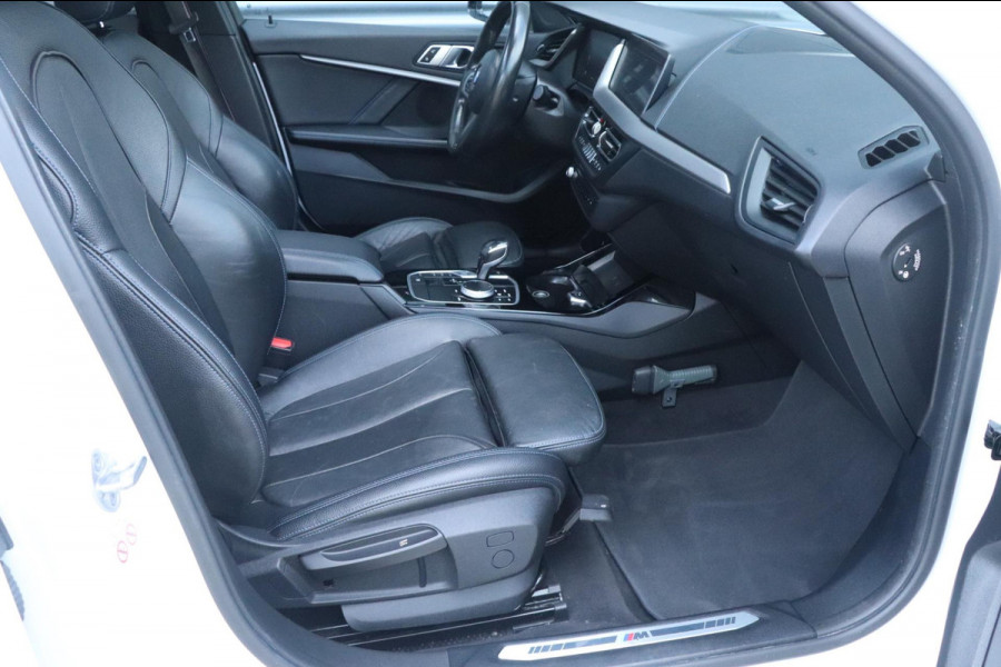 BMW 1-serie 118i High Executive | M-Pakket - Pano - VOL!