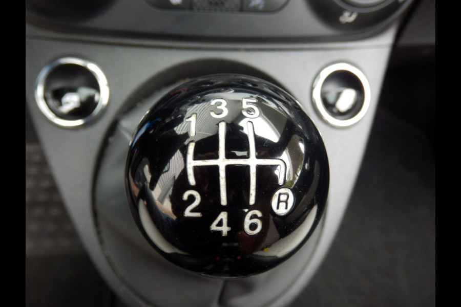 Fiat 500 Hybrid | Dolcevita | Panoramadak | Parkeersensoren | Apple