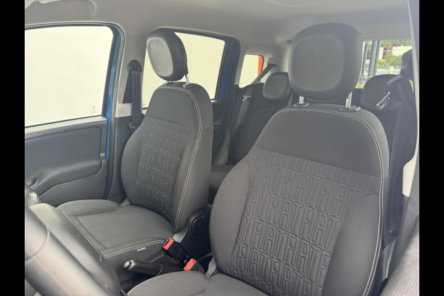 Fiat Panda 1.0 Hybrid RED Cross | Apple carplay | Climate control | Prijs is rijklaar!