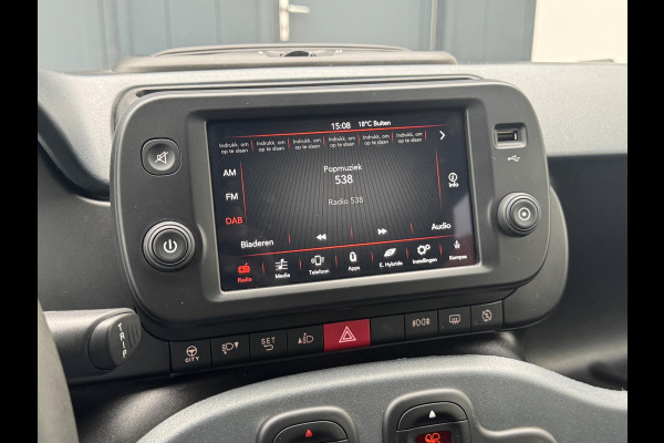 Fiat Panda 1.0 Hybrid RED Cross | Apple carplay | Climate control | Prijs is rijklaar!