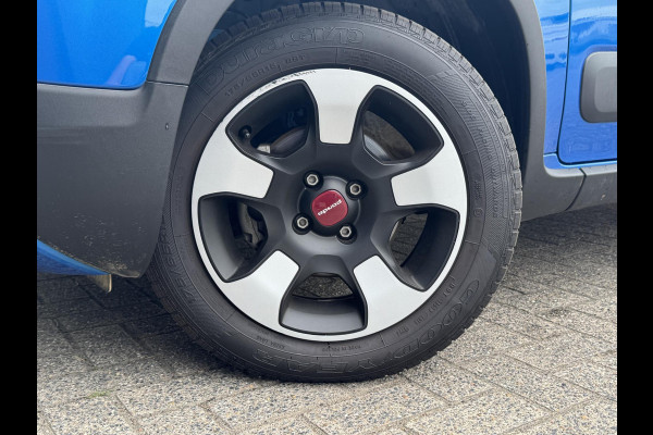 Fiat Panda 1.0 Hybrid RED Cross | Apple carplay | Climate control | Prijs is rijklaar!