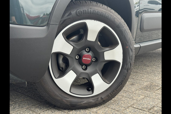 Fiat Panda 1.0 Hybrid RED Cross | Apple carplay | Climate control | Prijs is rijklaar!